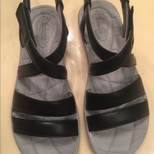 New Clark’s Cloud stepper Sandals 7 1/2